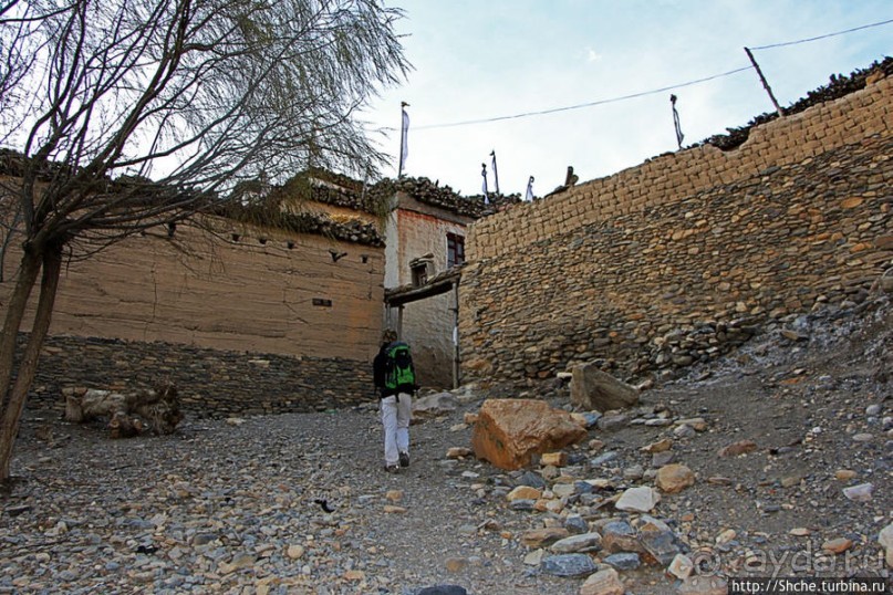 Мустанг. Завершение первого дня, подымаемся из долины реки