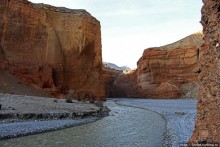 Мустанг. Завершение первого дня, подымаемся из долины реки