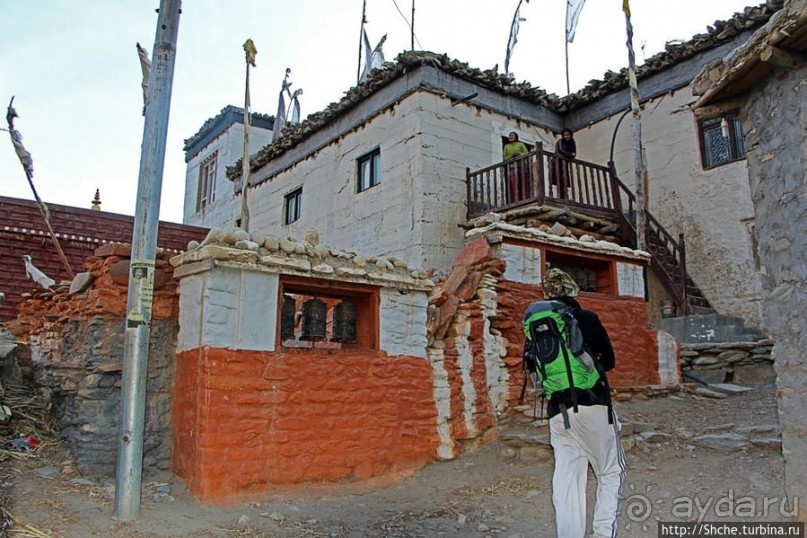 Мустанг. Завершение первого дня, подымаемся из долины реки