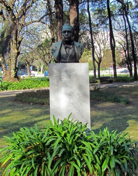 Сад Campo Grande — здесь не ступает нога туриста