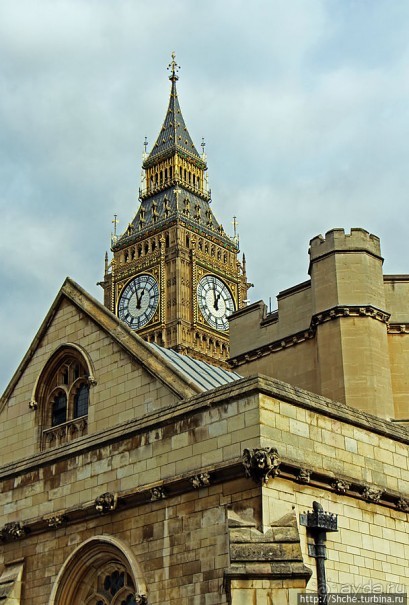 Парламентская площадь (Parliament Square) в Вестминстере