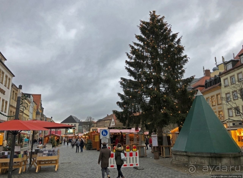 Рождественские метаморфозы. "Зимняя деревня" в Байройте