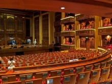 Первый в странах Персидского залива, оперный театр Маската