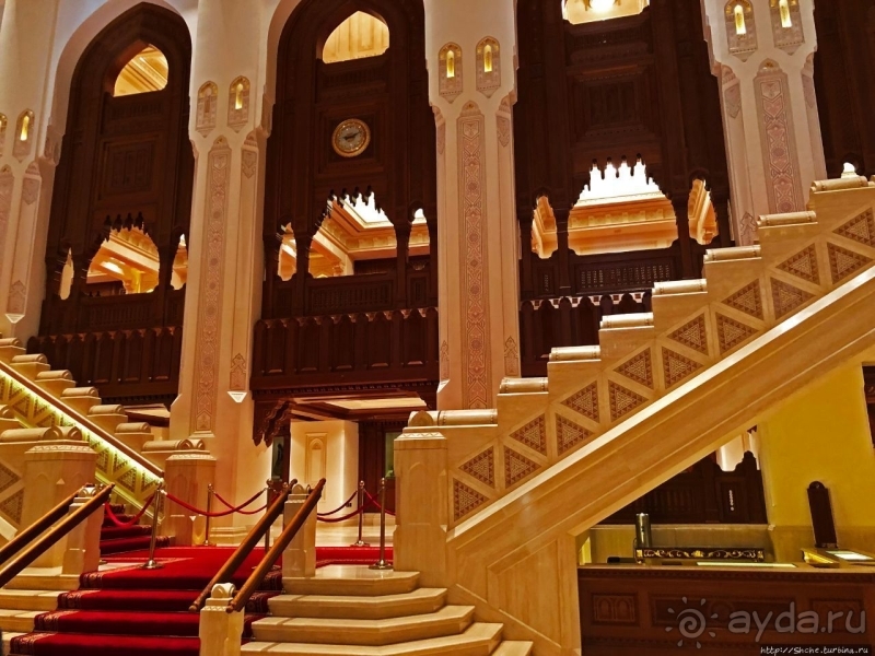 Первый в странах Персидского залива, оперный театр Маската