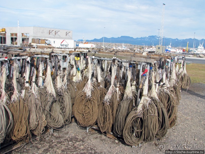 Olafsvik - самый крупный "город" Запада, порт, окрестности
