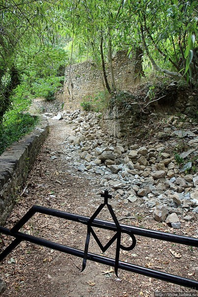 Монастыри бывают и женские тоже! Монастырь Тимиос Продромос