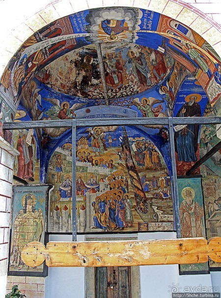 Монастыри бывают и женские тоже! Монастырь Тимиос Продромос