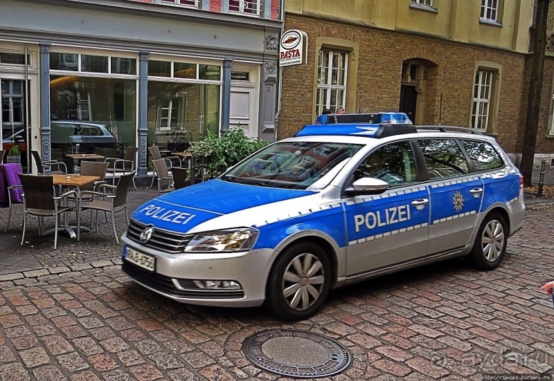 На страже порядка... Полицейские авто мира