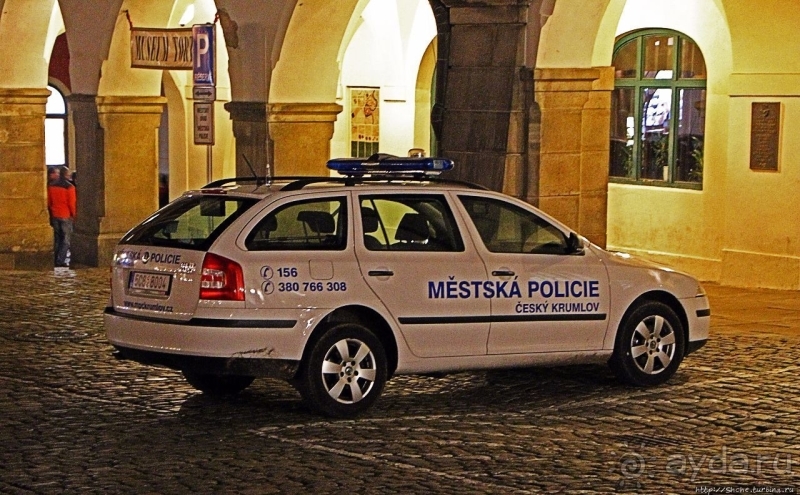 На страже порядка... Полицейские авто мира