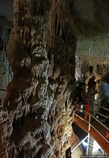 Шикарная пещера на Халкидики — буйство природы