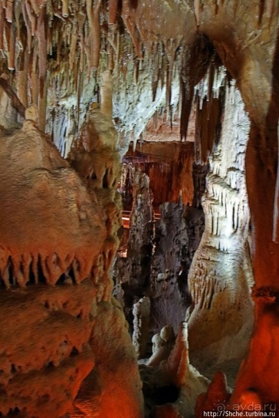 Шикарная пещера на Халкидики — буйство природы