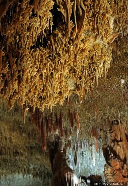 Шикарная пещера на Халкидики — буйство природы