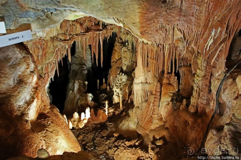 Шикарная пещера на Халкидики — буйство природы