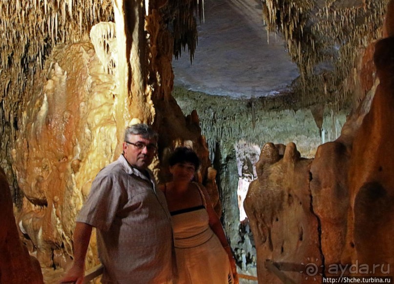 Шикарная пещера на Халкидики — буйство природы