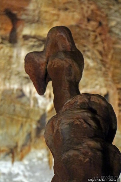 Шикарная пещера на Халкидики — буйство природы