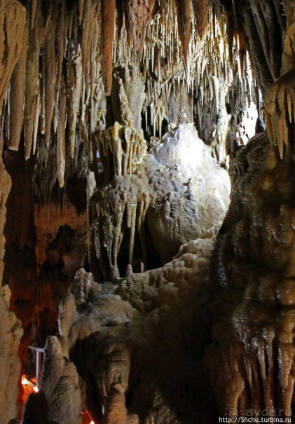 Шикарная пещера на Халкидики — буйство природы