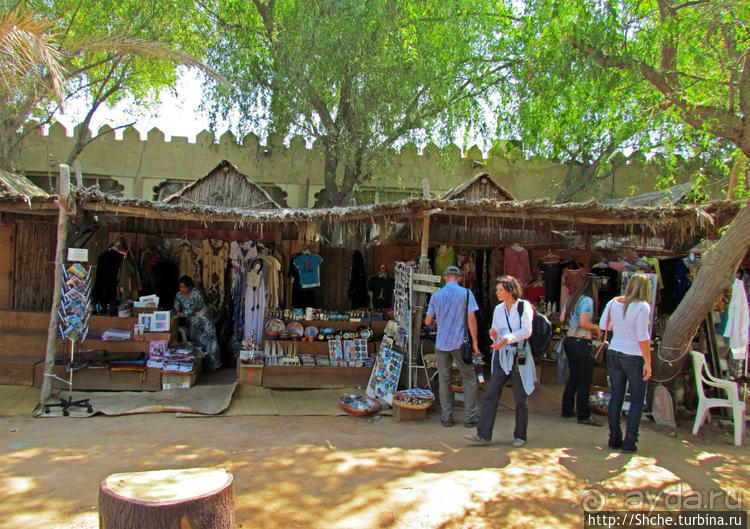 Этнографическая арабская деревня в совремеменной столице ОАЭ