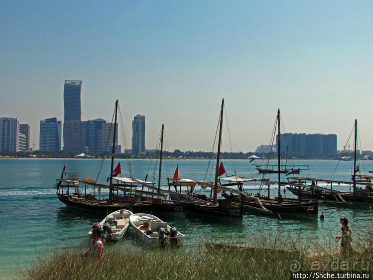 Этнографическая арабская деревня в совремеменной столице ОАЭ