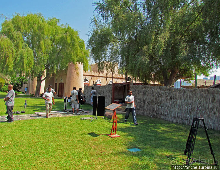 Этнографическая арабская деревня в совремеменной столице ОАЭ