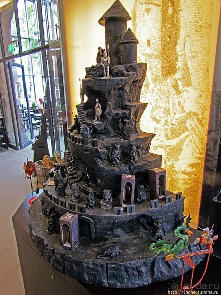 Замково-парковый ансамбль Драхенсбург, прямо из сказки