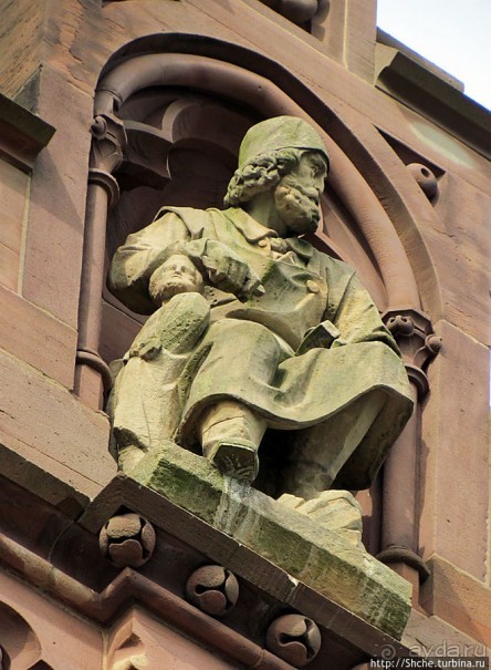 Замково-парковый ансамбль Драхенсбург, прямо из сказки