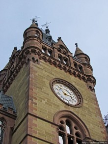 Замково-парковый ансамбль Драхенсбург, прямо из сказки