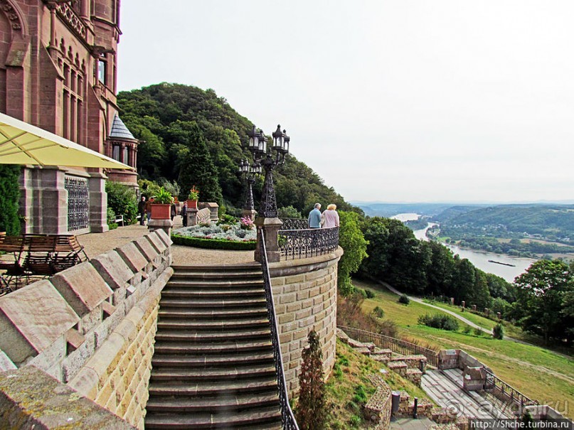 Альбом отзыва "Замково-парковый ансамбль Драхенсбург, прямо из сказки"