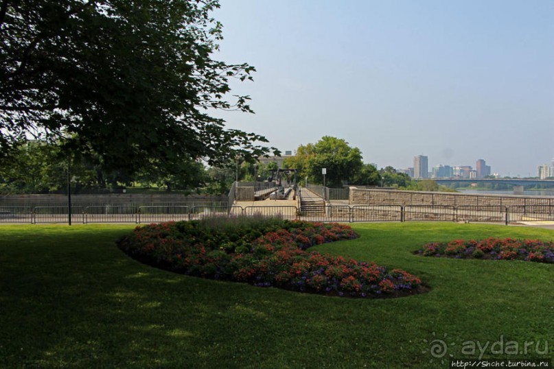 Мемориал летчиков Второй мировой войны в Оттаве