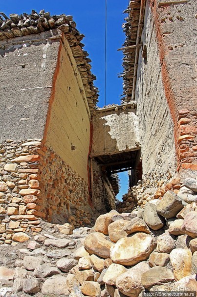 Первые шаги по королевству Ло, тибетский городок Тангбе