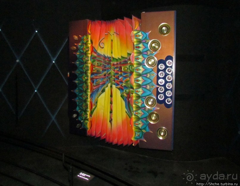 Альбом отзыва ""Кристальные миры Сваровски" - зал за залом"