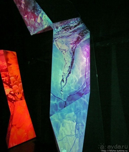 Альбом отзыва ""Кристальные миры Сваровски" - зал за залом"