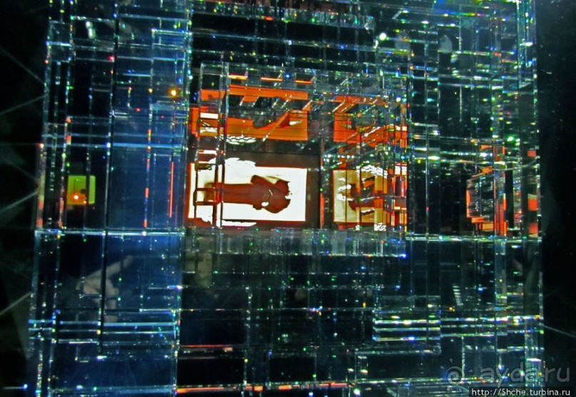 Альбом отзыва ""Кристальные миры Сваровски" - зал за залом"