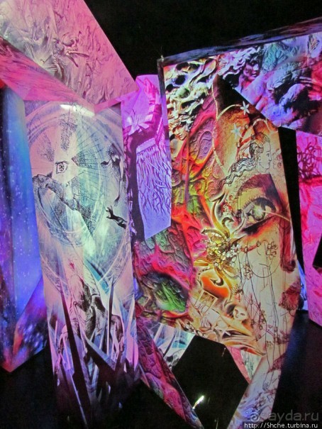 Альбом отзыва ""Кристальные миры Сваровски" - зал за залом"