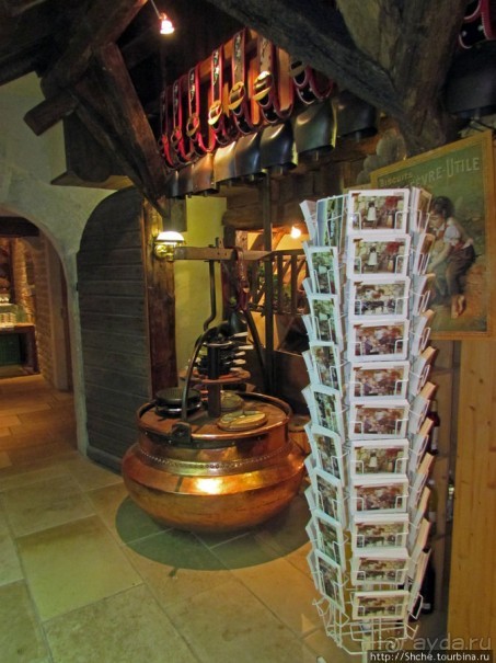 Поехали поесть и купить хорошего сыра