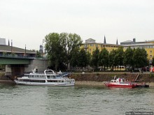 Альбом отзыва "Что ходит по Рейну"