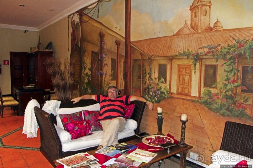 Почувствуй себя колонизатором (отель в Куэнке)