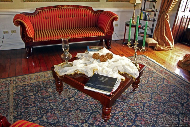 Почувствуй себя колонизатором (отель в Куэнке)