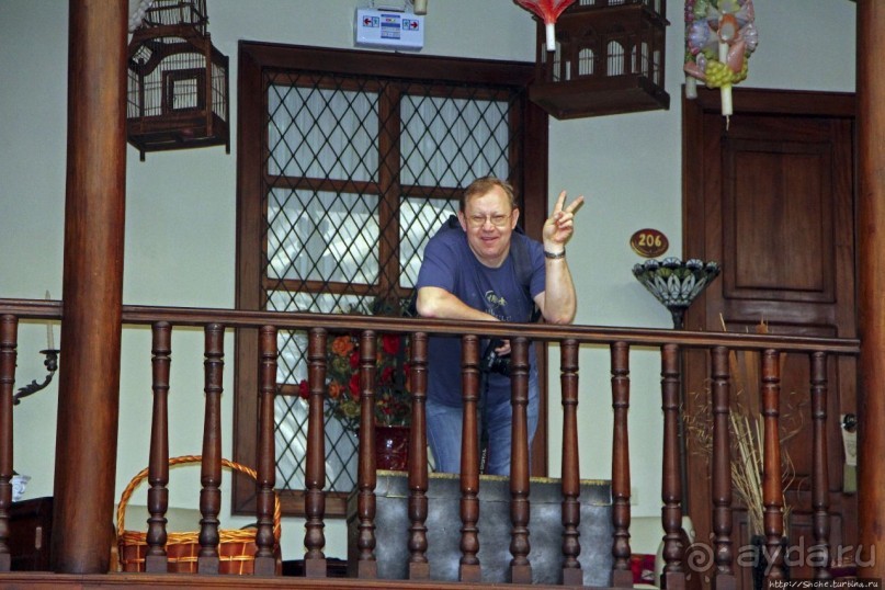 Почувствуй себя колонизатором (отель в Куэнке)