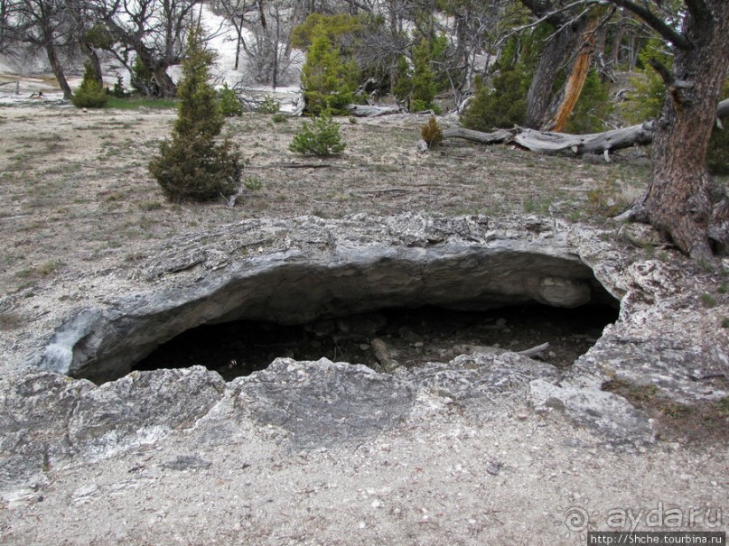 Мамонтовы горячие источники - террасы Клеопатры и Минервы