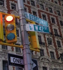 Бродвей, вечерняя прогулка 1 января. Увидеть за 2 часа