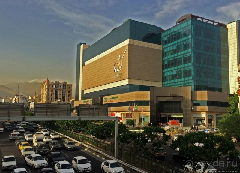Kourosh Complex — лучший ТРК в Тегеране