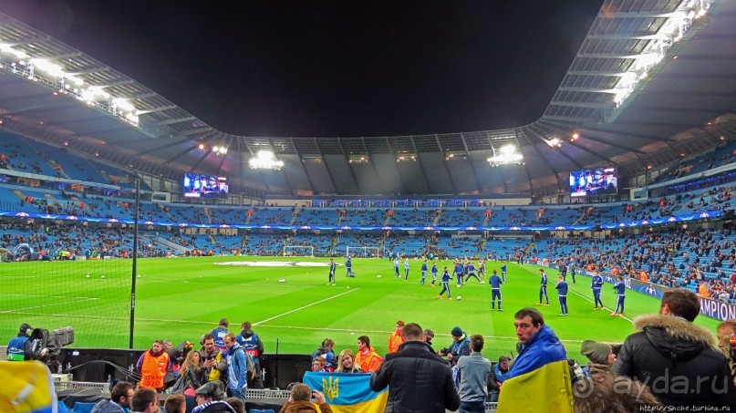 На Этихаде, на...