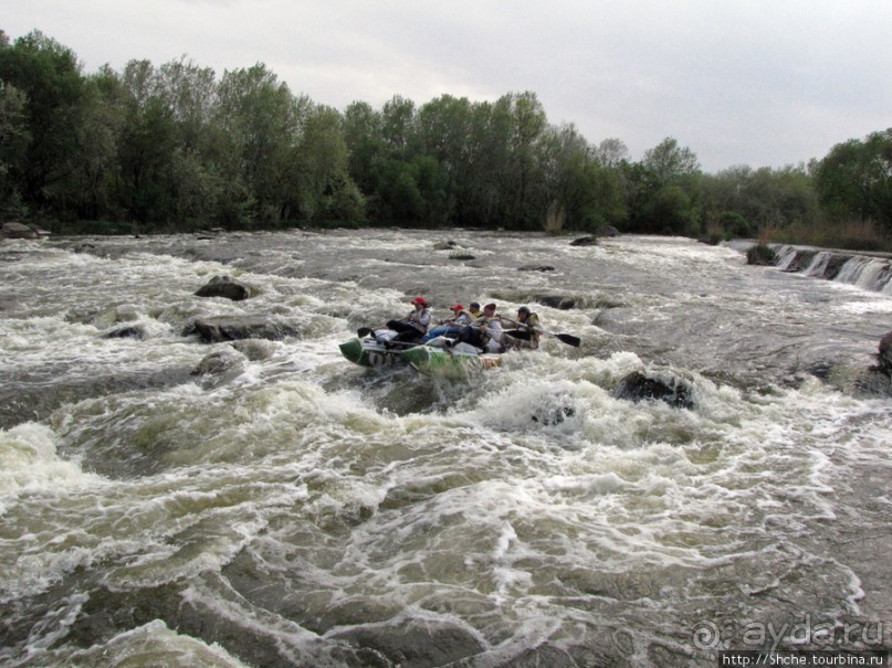 Водный поход по Южному Бугу, день 3. Порог " Мельница"