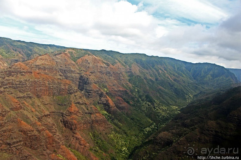 На вертолете над Кауаи. Этап 2. Великолепный каньон Ваймеа