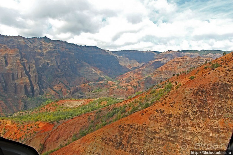 На вертолете над Кауаи. Этап 2. Великолепный каньон Ваймеа