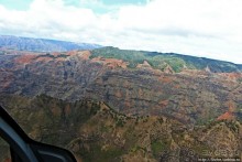 На вертолете над Кауаи. Этап 2. Великолепный каньон Ваймеа