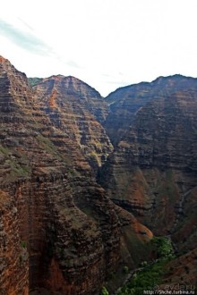 На вертолете над Кауаи. Этап 2. Великолепный каньон Ваймеа