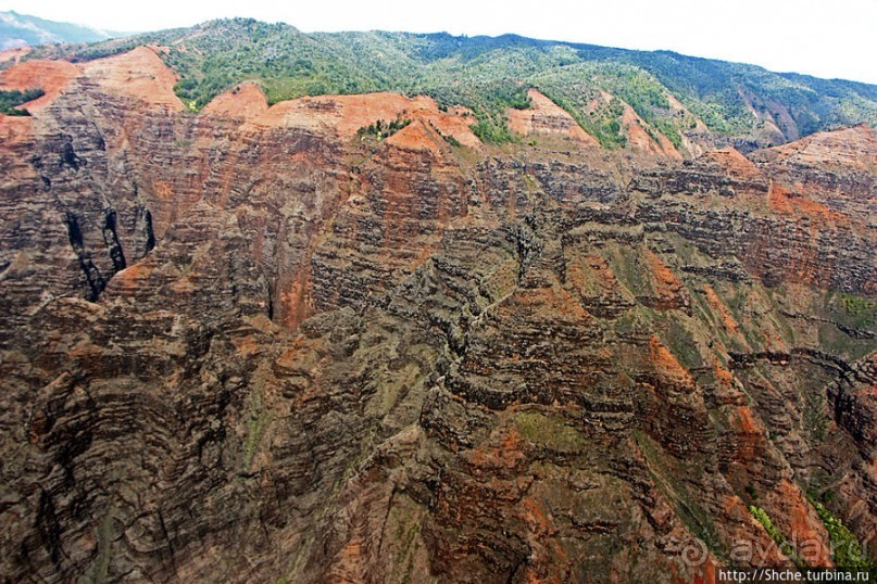 На вертолете над Кауаи. Этап 2. Великолепный каньон Ваймеа