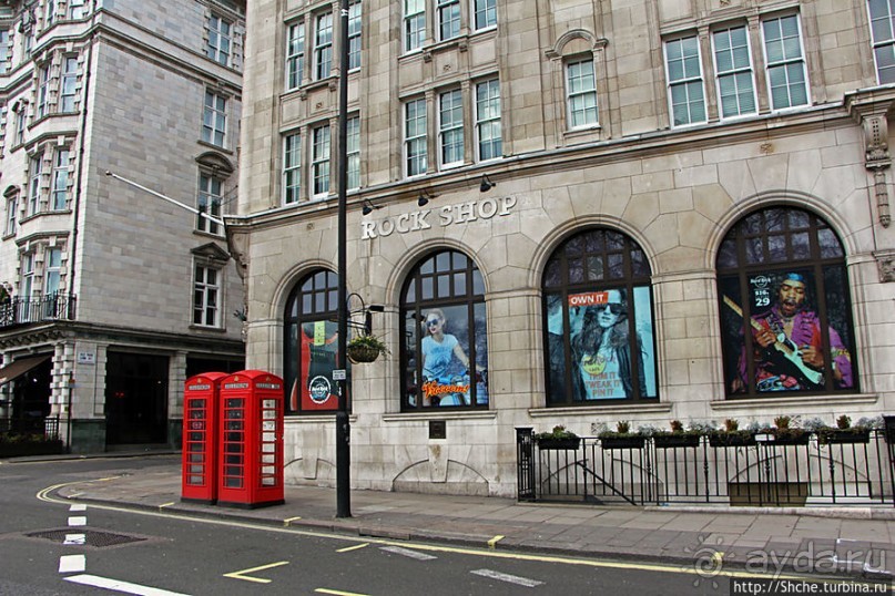 "По улице Пикадилли" ... я шел в сторону "Хард-Рок кафе"