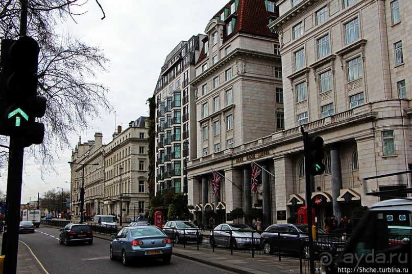 "По улице Пикадилли" ... я шел в сторону "Хард-Рок кафе"